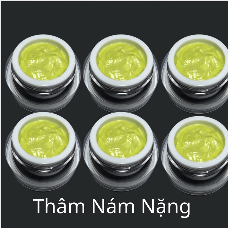 Kem vỗ bong nám mạnh tái tạo da .