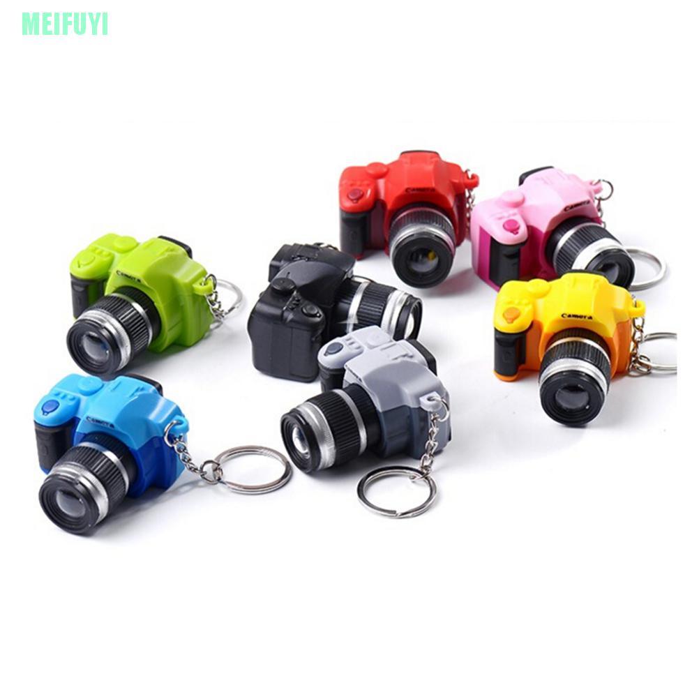 Móc khoá trang trí mặt hình máy ảnh mini có đèn và âm thanh vui nhộn