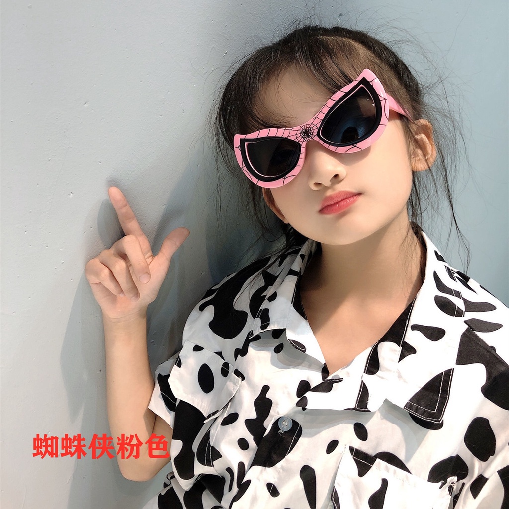 Kính Mát Hình Người Nhện Hoạt Hình Chống Tia UV Cho Bé