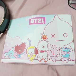 Ví bọc hộ chiếu (passport) hình BT21 - mã BT210003 có in theo yêu cầu