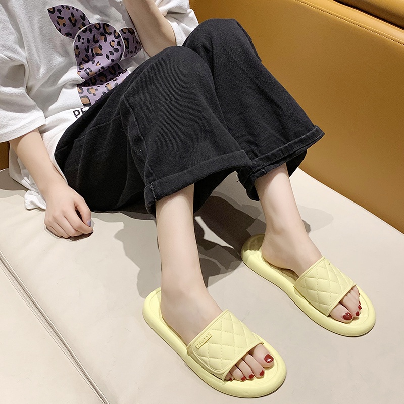 Dép đi trong nhà/ nhà tắm IELGY thời trang mùa hè dễ thương cho nữ