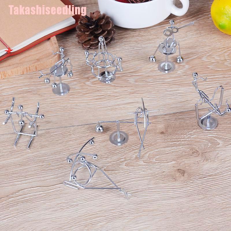 Newton Để Bàn Mini