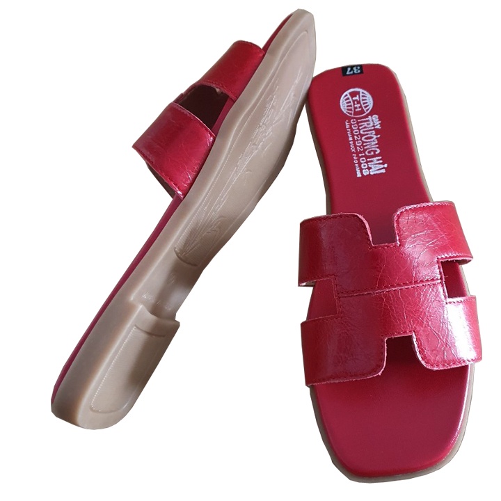 Dép nữ quai ngang Trường Hải da bò thật  Màu đen đế Kếp mềm DN113