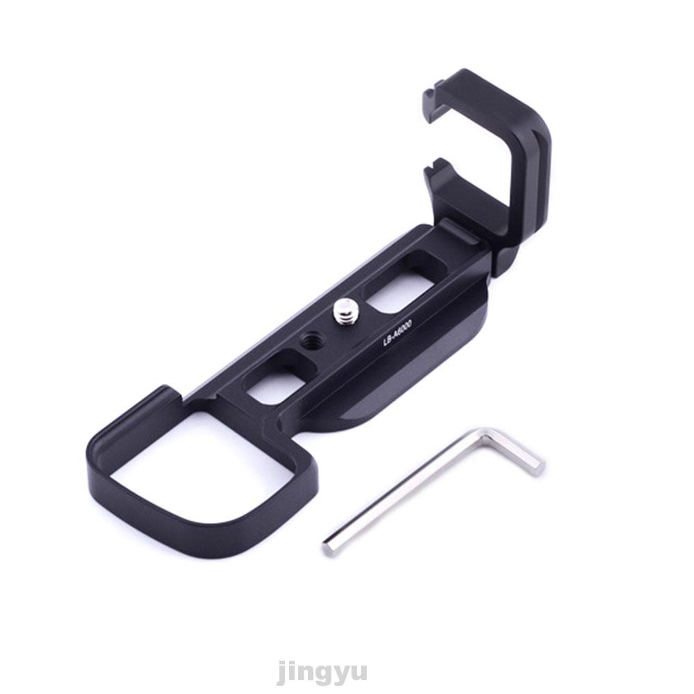 Tấm giá đỡ máy ảnh Sony A6000 đa năng tiện dụng | BigBuy360 - bigbuy360.vn