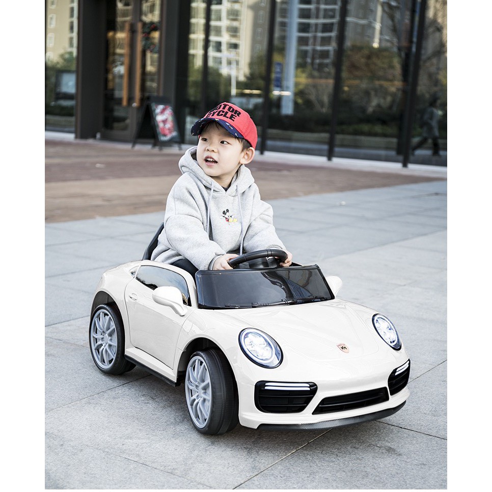 Ô tô xe điện đồ chơi vận động WMT911 cho bé tự lái và điều khiển (Đỏ-Trắng-Xanh)