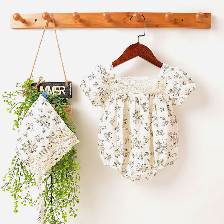 Set quần yếm kèm nón họa tiết hoa dễ thương thời trang cho bé từ 0-18 tháng tuổi