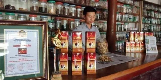 Nước Xúc Miệng Cai Thuố.c Lá Xuân Vinh