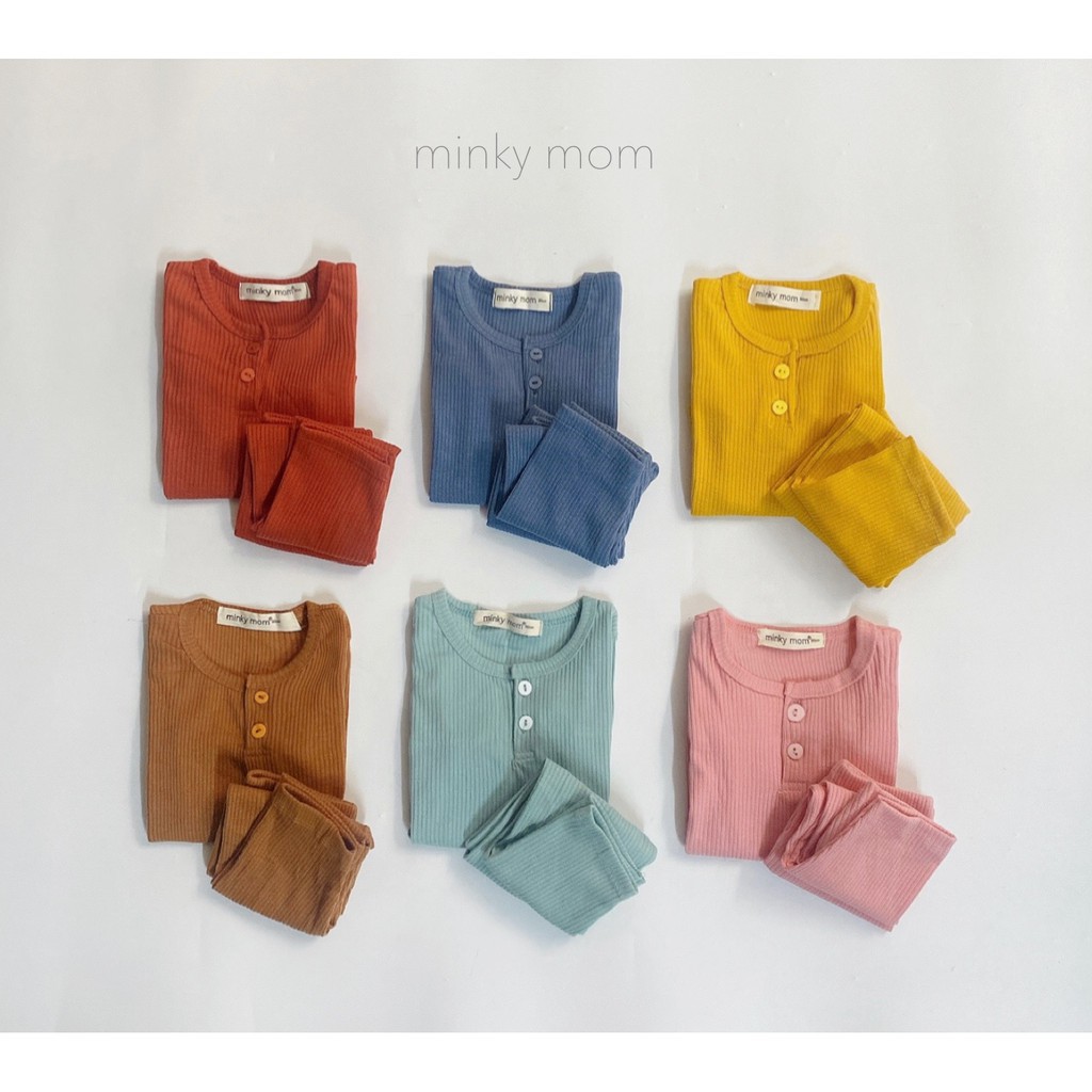 Bộ Dài Tay Cho Bé Trai, Bé Gái Minky Mom Vải Thun Gân Trơn Sọc Dọc Cúc Cổ, Bộ Quần Áo Trẻ Em Thu Đông MKMTD2127 -