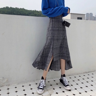 Chân váy kẻ dáng dài đuôi cá