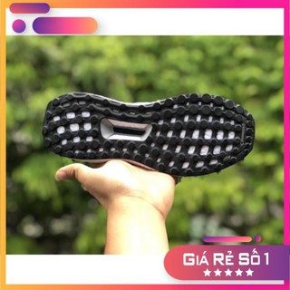 [Sale 3/3] [SALE GIÁ GỐC] Ultra boost  đen [ tặng kèm hộp] Sale 11 ' > $ ~