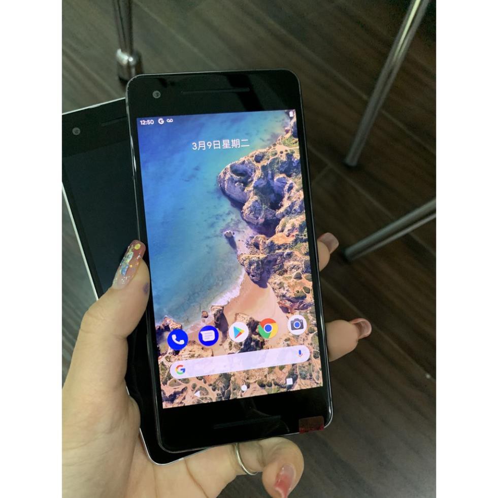 Điện thoại Google Pixel 2 (2sim) - RAM 4GB/ ROM 64GB - MÀN 2K - Hệ điều hành Android gốc - 95% - BH 12 tháng