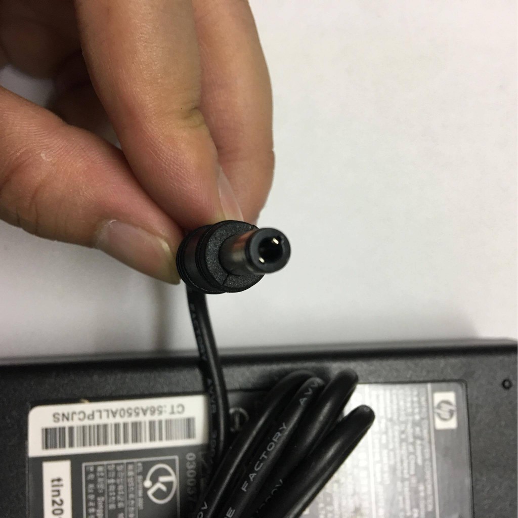 Sạc laptop HP 19V-4,74A kèm dây nguồn