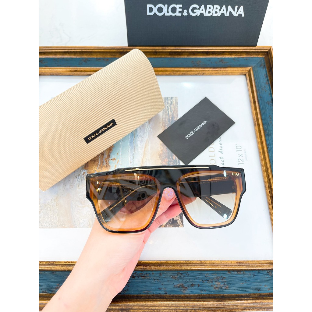 Kính mắt thời trang cao cấp Dolce & Gabbana D&G thiết kế bắt mắt, ấn tượng và thời thượng