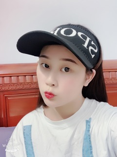 Mũ lưỡi chai len