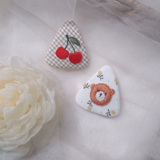 Kẹp tóc thêu tay handmade cho bé