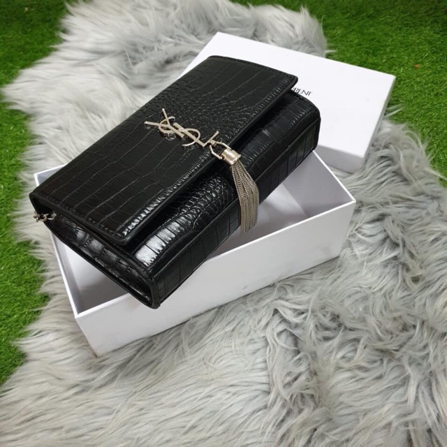 Túi da rắn tua rua siêu đẹp