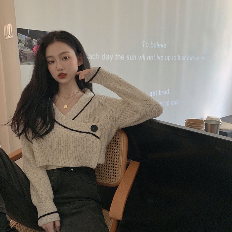 Áo Sweater tay dài cổ chữ V dáng rộng đan chéo lưng kiểu Hàn Quốc dễ thương