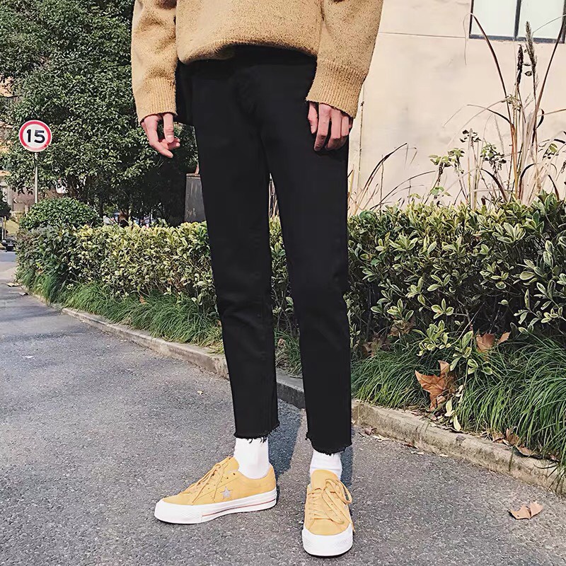 Quần jean nam đen trơn cắt gấu chất bò co giãn dáng skinny phong cách hàn quốc QJ01