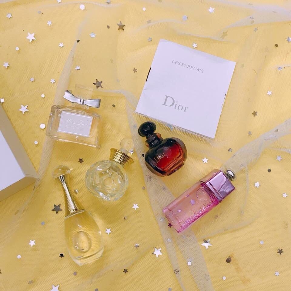 Bộ Nước Hoa Mini 5 Chai Đủ Mùi Hương Nữ Tiện Lợi 5ml 1 Chai | Thế Giới Skin Care