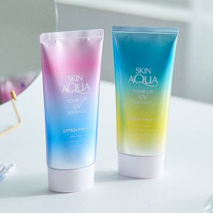 Kem Chống Nắng Chống Nắng Skin Aqua Tone Up UV Essence SPF 50+  PA++++ 80gr