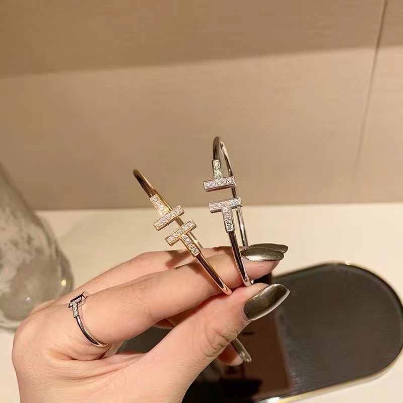 Vòng Tay Mạ Vàng 18K Hình Hello Kitty