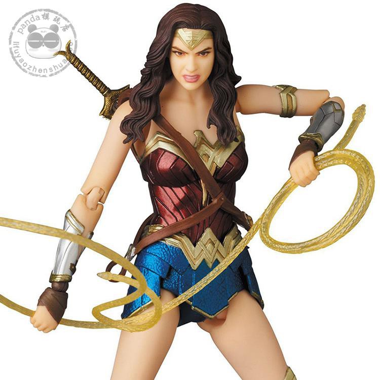 Mô Hình Nhân Vật Wonder Woman Trong Justice League Ex Maf048