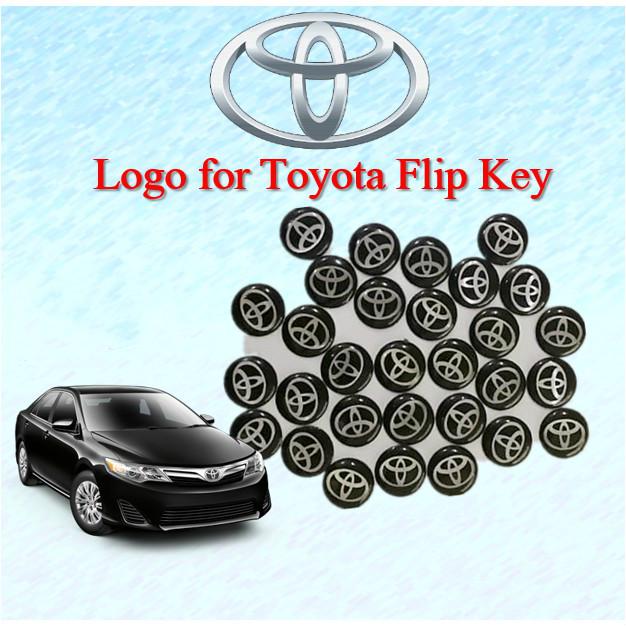 Set 50 Miếng Dán Logo 14mm Thay Thế Cho Chìa Khóa Xe Hơi Toyota