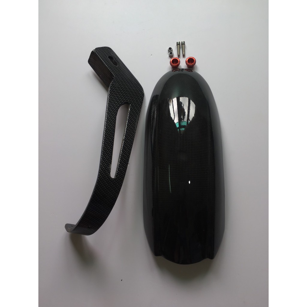 Chắn bùn siêu cao cấp abm sợi các bon nguyên khối.   chất độ bền cao cấp ex150 , winner , z1000