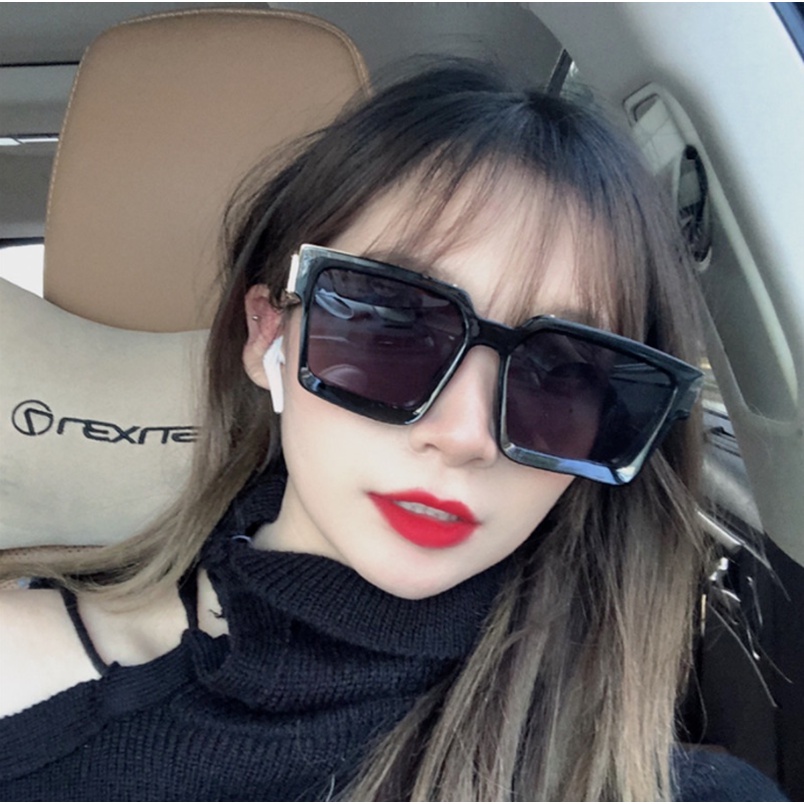 Kính mát Jiuerba gọng vuông chống tia uv400 oversized cho nữ