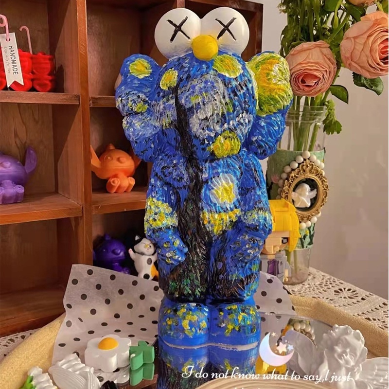 Tượng nhựa Vinyl Kaws - dùng để sáng tạo tô tượng