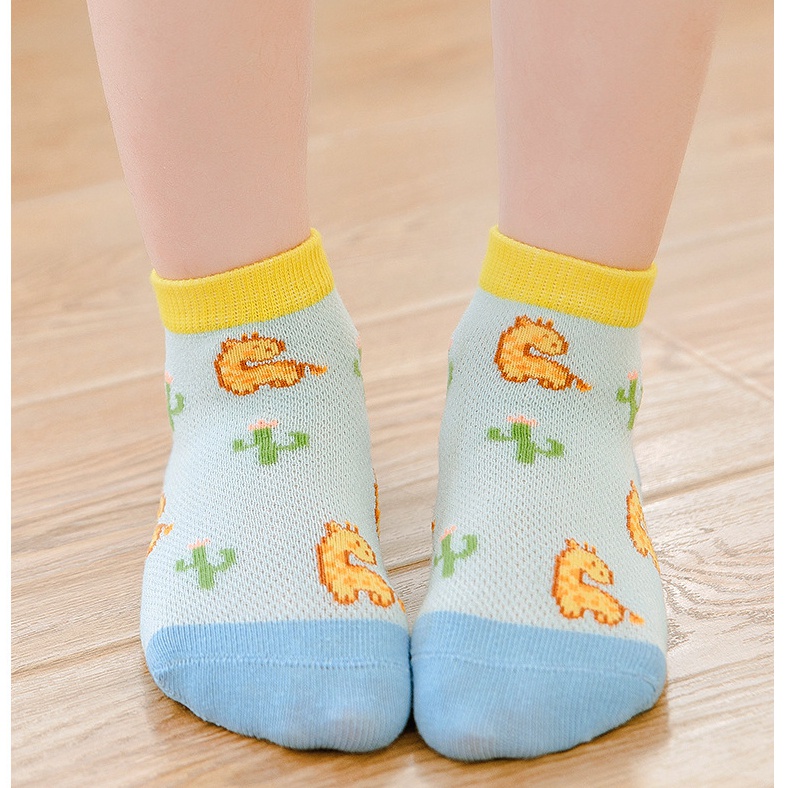 Set 5 Đôi Vớ Họa Tiết Hươu Cao Cổ Hoạt Hình Dành Cho Các Bé Từ 1-12 Tuổi