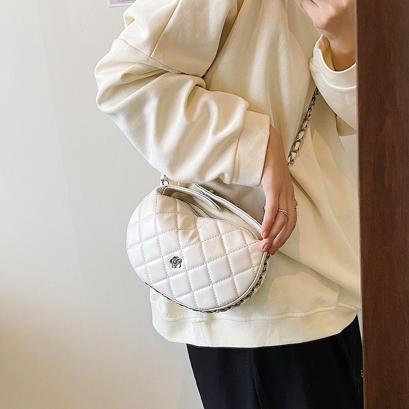 Túi xách đeo vai JASMIN NOIR họa tiết kẻ sọc nửa mặt trăng phối chuỗi xích thời trang