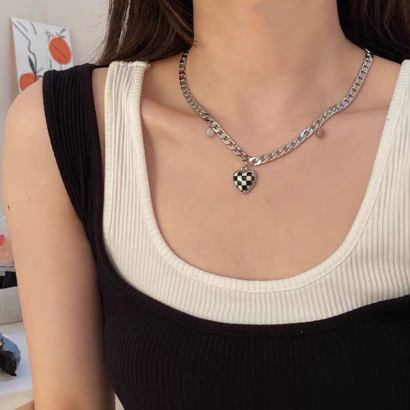 Vòng cổ mặt tròn họa tiết kẻ ô thời trang cho nữ