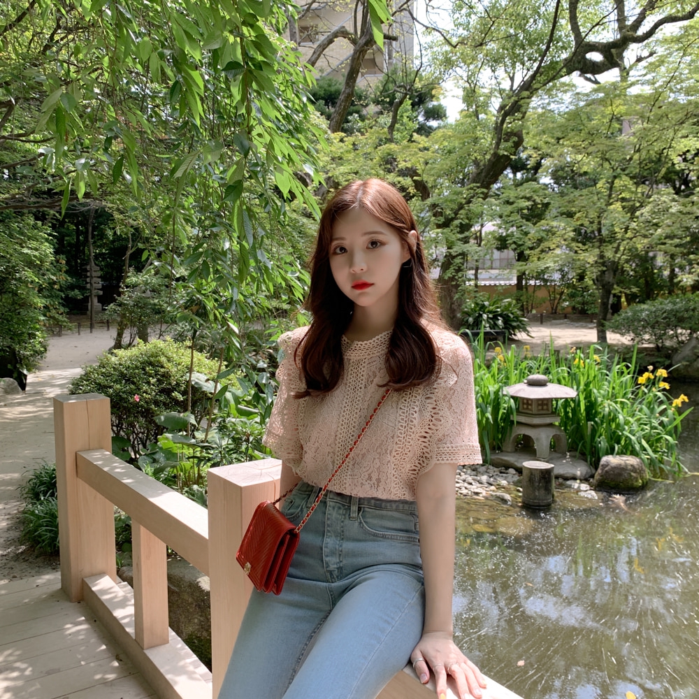 Áo Kiểu Tay Ngắn Cổ Tròn Phối Ren Thời Trang 28819 Cho Nữ | BigBuy360 - bigbuy360.vn