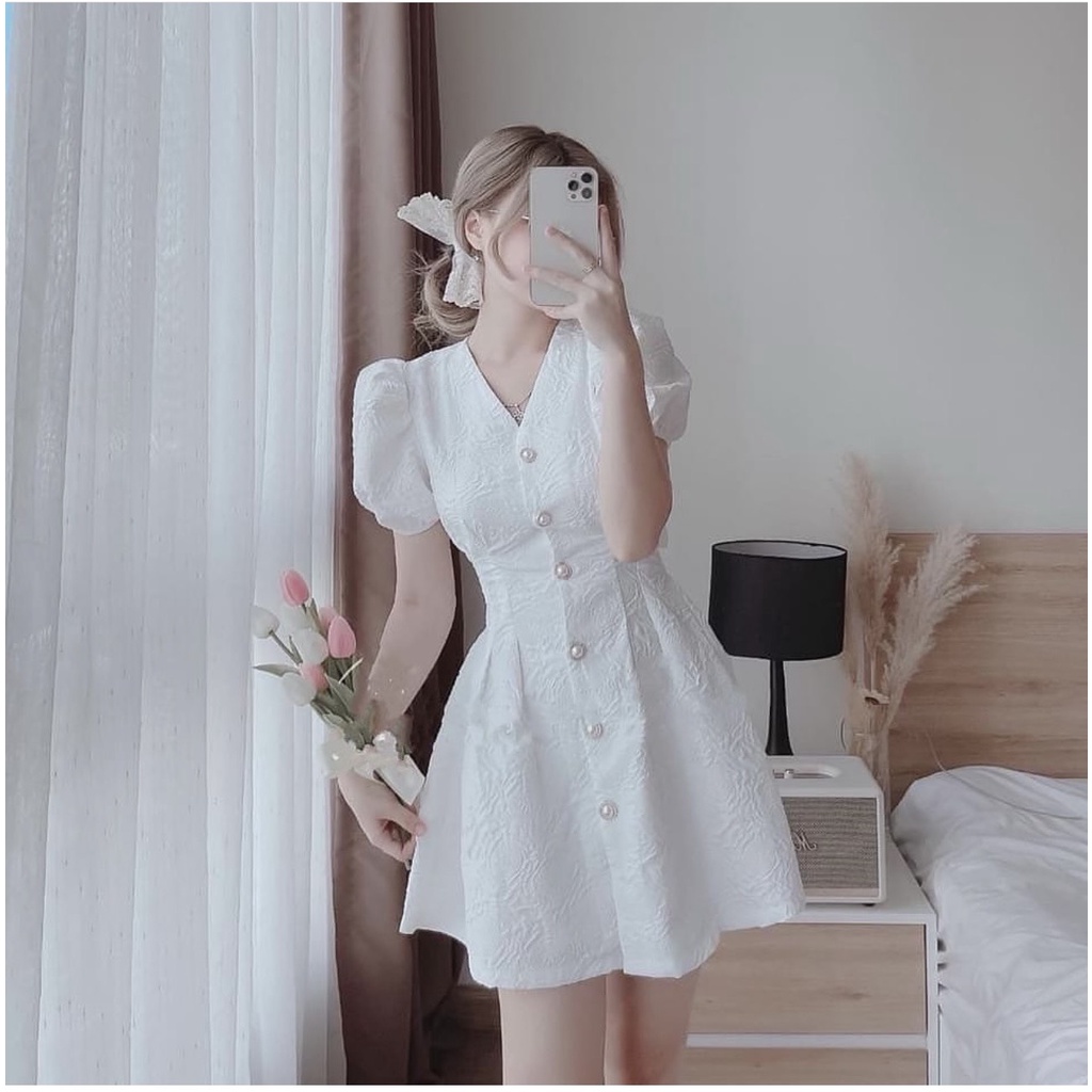 Váy Xốp Vân Hoa Cúc Ngọc Xẻ Lưng Quảng Châu, Đầm Nữ Dự Tiệc Xinh Xắn