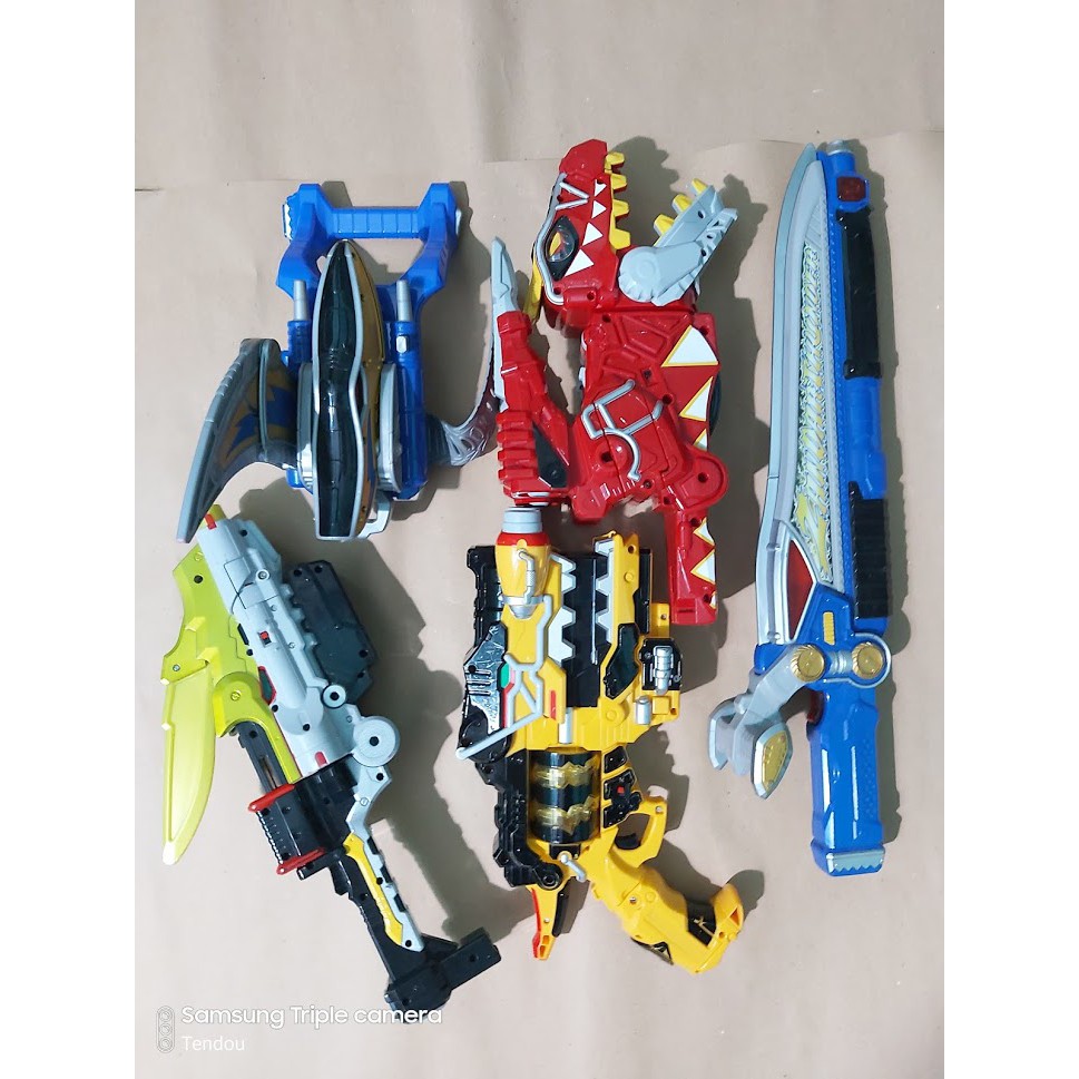 Đồ chơi DX Kyoryuger Tổng Hợp - Siêu Nhân Điện Long