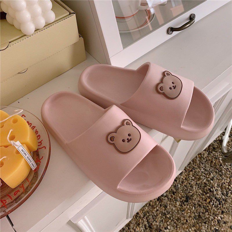 Dép đế bánh mì hình gấu siêu kute