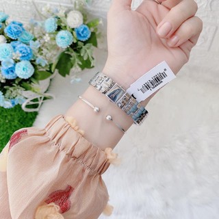 Đồng hồ nữ Guess màu bạc