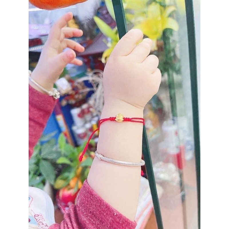 vòng Tết charm trâu vàng 24 cara cho bé