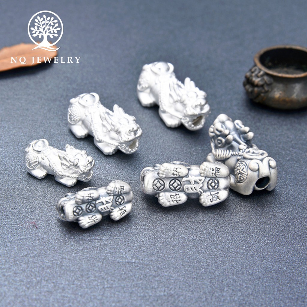 Charm bạc tỳ hưu xỏ ngang - NQ Jewelry