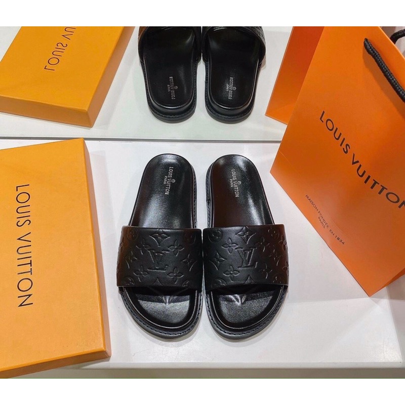 Dép lê LV hoa văn vân chìm đủ 3 màu