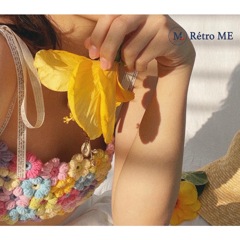 Áo len hoa Floral ME Top | BigBuy360 - bigbuy360.vn