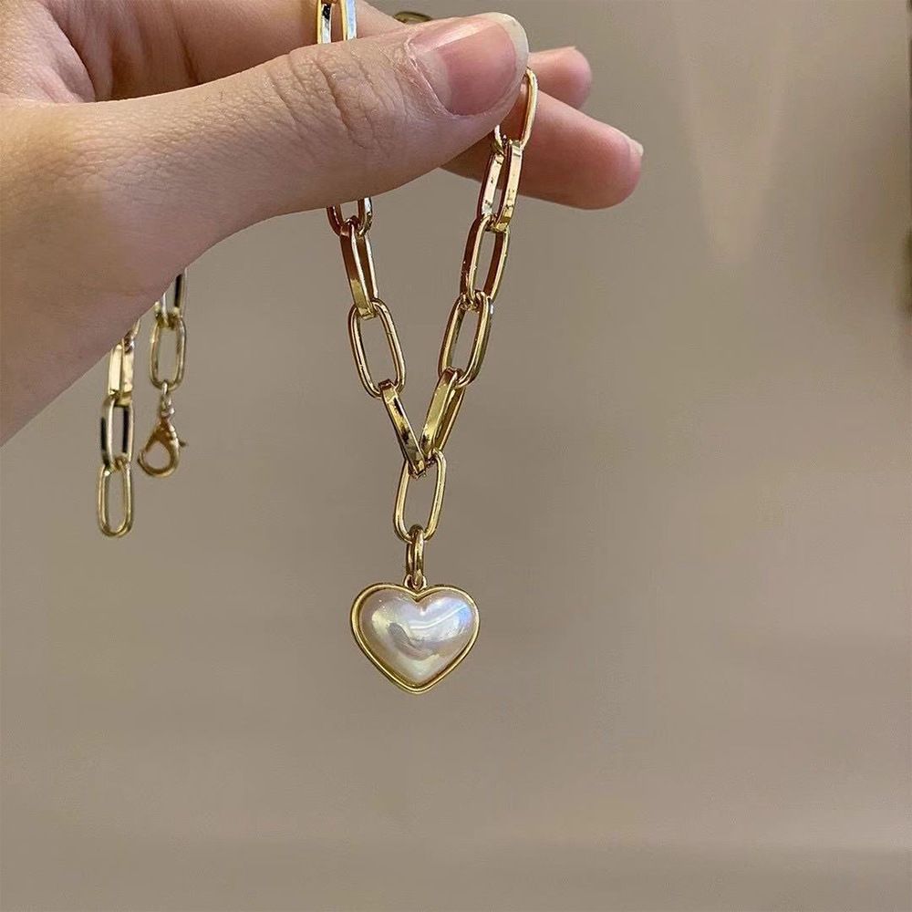 Dây Đeo Khẩu Trang/Mắt Kính Đa Năng Chống Thất Lạc Trang Trí Hình Trái Tim Ngọc Trai Thời Trang | BigBuy360 - bigbuy360.vn