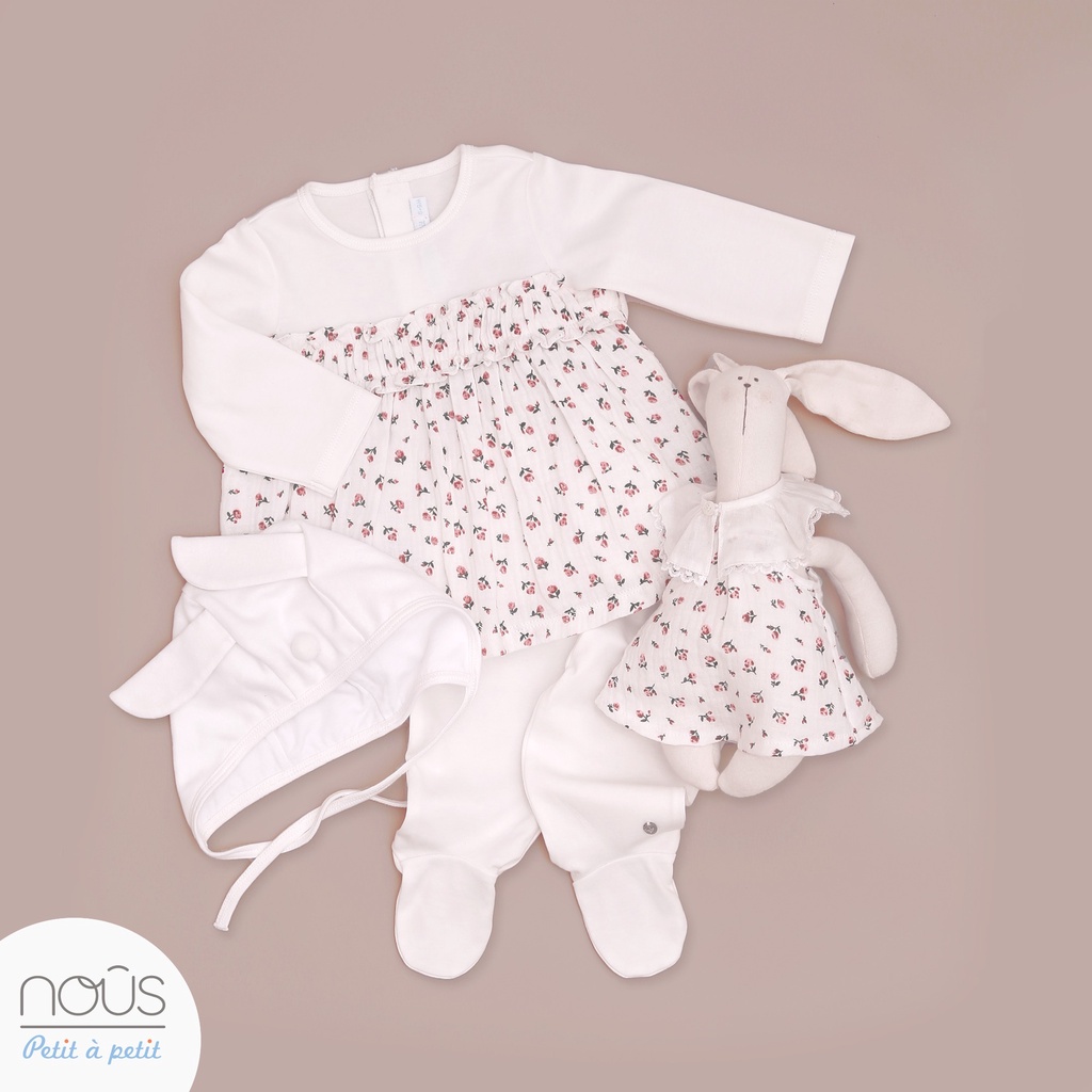 [CHÍNH HÃNG] Set áo dài quần dài phối họa tiết hoa hồng đỏ chất liệu mềm mại cao cấp Nous