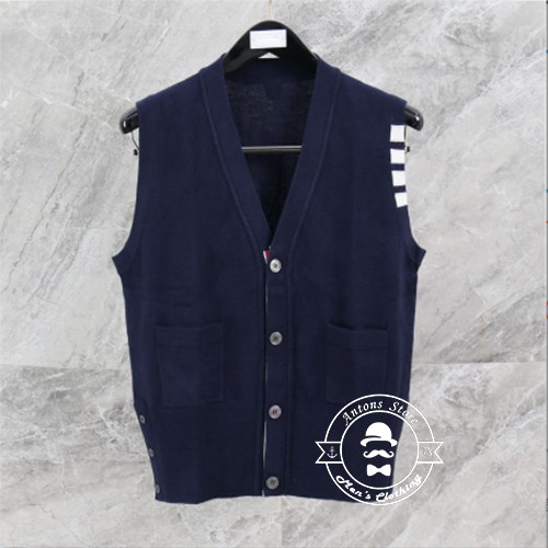 Áo Len Gile Thom Browne