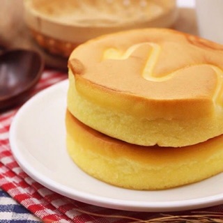 Bánh bông lan trứng muối