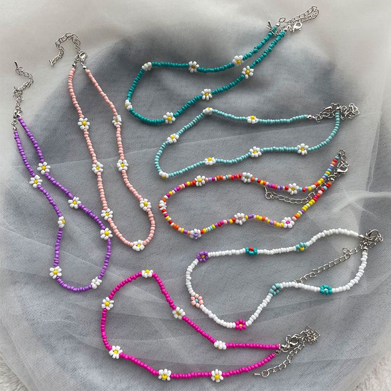 choker hạt cườm hoa cúc handmade