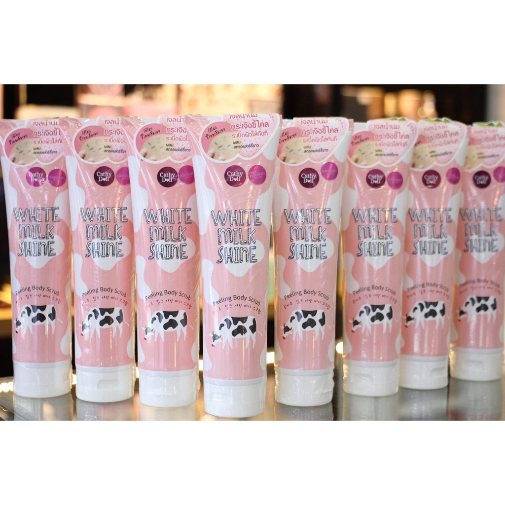 Gel Tẩy Tế Bào Chết Toàn Thân Cathy Doll White Milk Shine Peeling Body Scrub 320ml