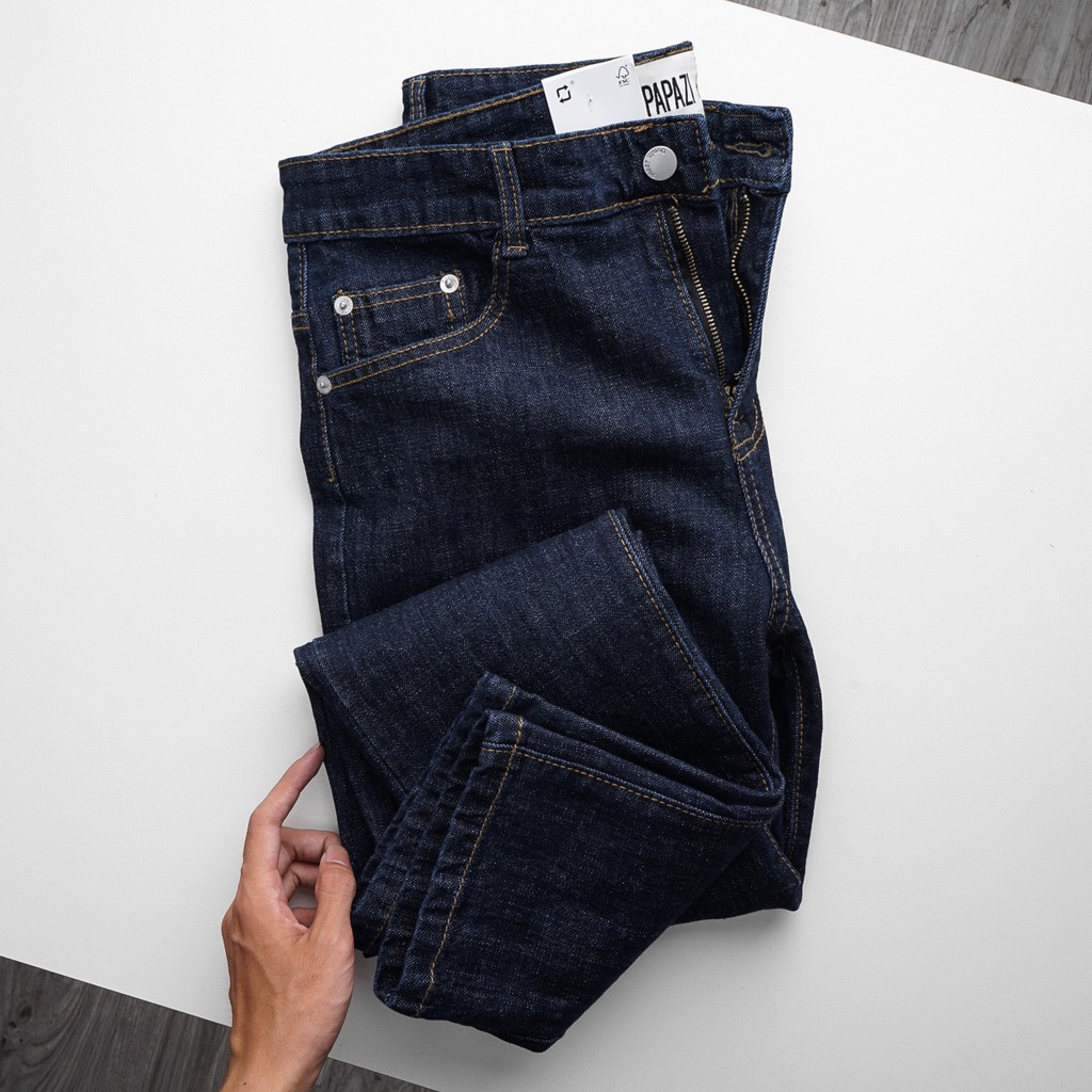 Quần Jean dài nam, quần bò #PAPAZI mới nhất sở hữu gam xanh đậm, cùng chi tiết chỉ nổi bật với những đường may sắc nét. | BigBuy360 - bigbuy360.vn