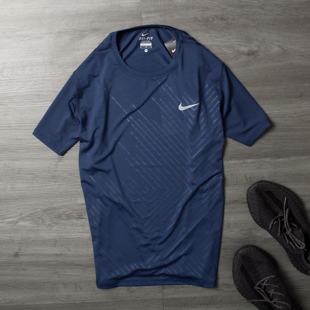 Áo thun thể thao nam TSHIRT MAN cổ tròn ngắn tay, thấm hút mồ hôi,co giãn 4 chiều | BigBuy360 - bigbuy360.vn